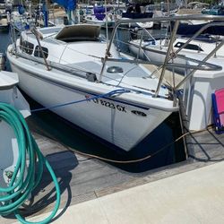 1981 Catalina 27 Sailboat