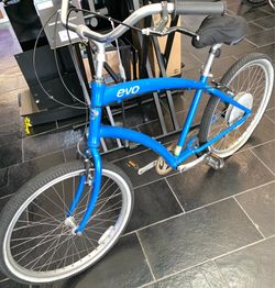 Evo 7-spd Cruiser Bicycle, Good used Shape