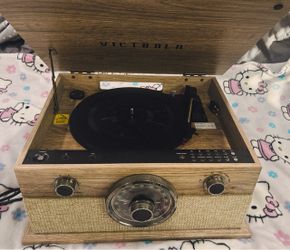Victrola record player