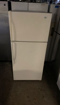 Roper apartment size top and bottom refrigerator