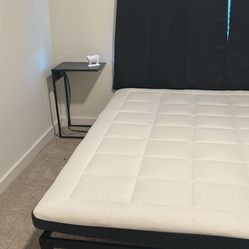 King Size Platform Bed With Mattress