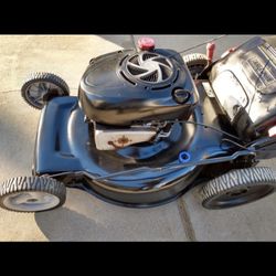 Craftsman Self Propel Lawnmower 