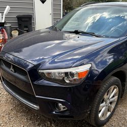mitsubishi outlander sport