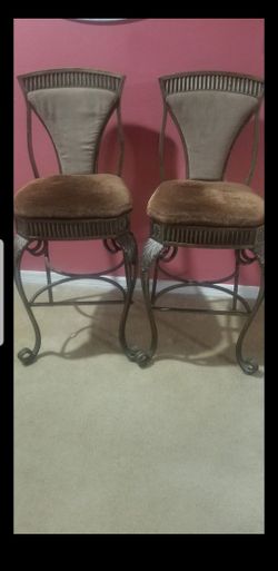 BAR STOOLS