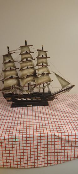 Vintage Fragata Espanola Ano 1780 Sail Boat.