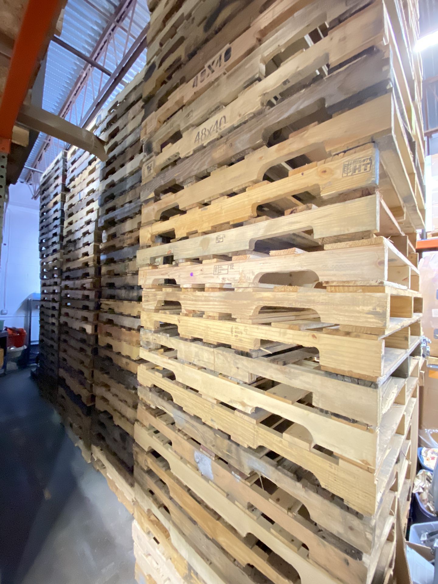 48x40 Stringer Pallets