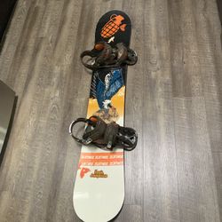 Forum Snowboard Size 152