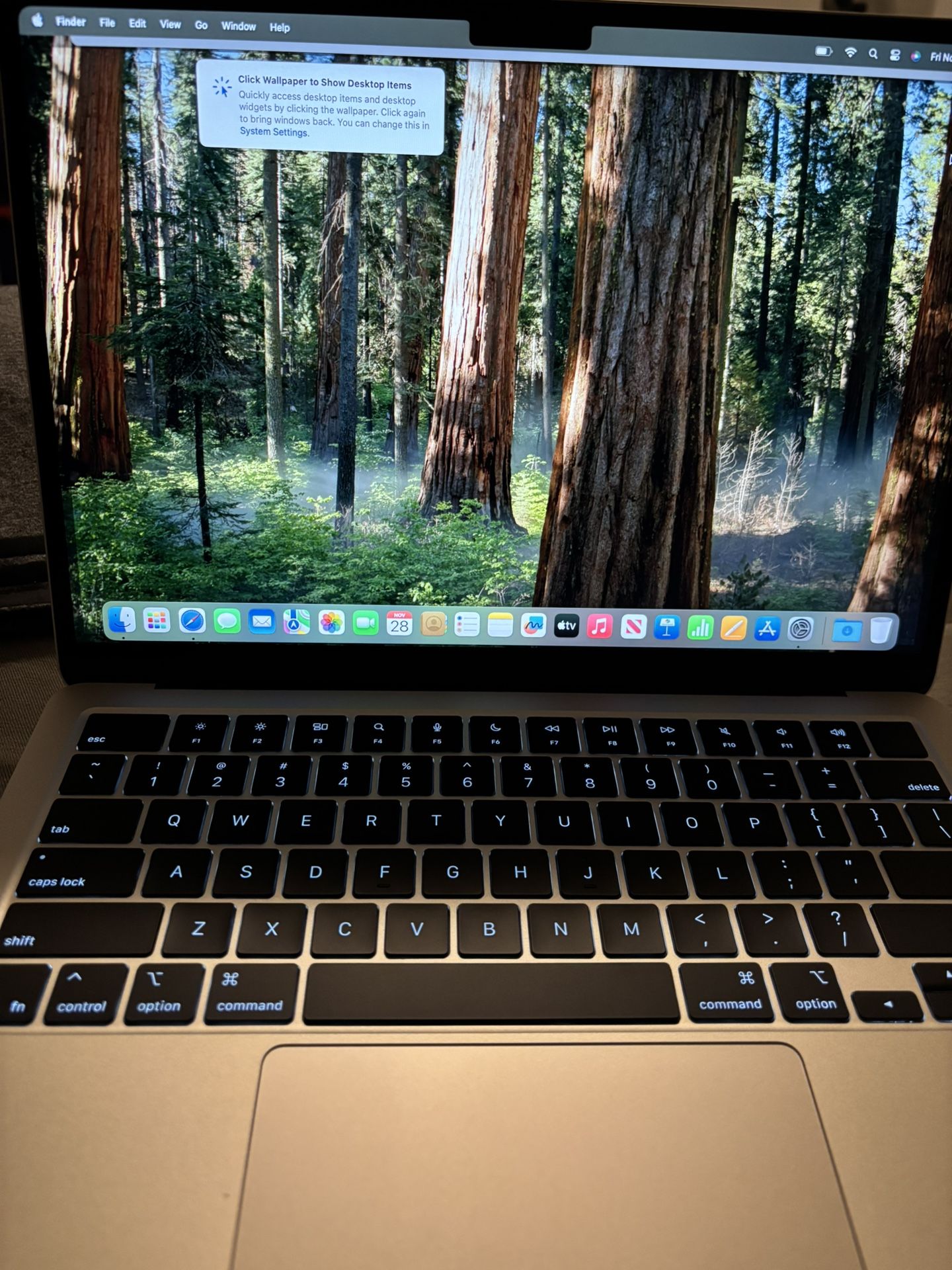 Mac Book 13 Inch 2025