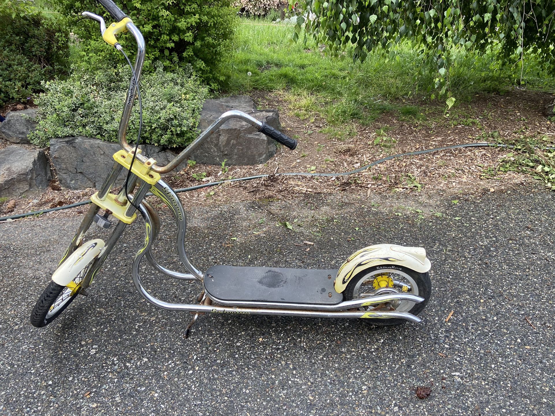 Schwinn Stingray Scooters FREE for Sale in Lynnwood WA OfferUp