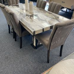 Ashley 6 Chair Dinette
