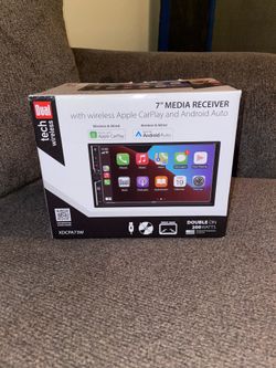 Dual Tech Wireless 7” Media Receiver