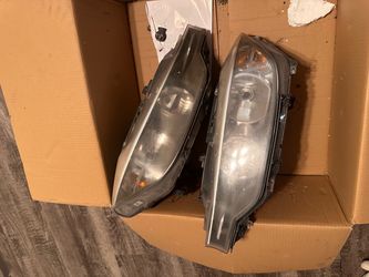 2014 bmw 328I Pair of OEM Car Headlight Assemblies