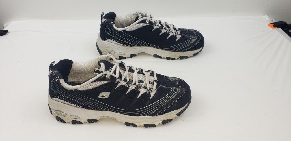 Skechers Womens D'Lites Black Casual Athletic Fashion Sneakers Shoes Size 9
