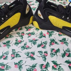 Size 7.5 - Nike Zoom 2K Black Dynamic Yellow