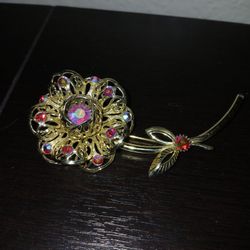 Sarah Coventry Vintage Gold Tone Filigree Large Flower Brooch 