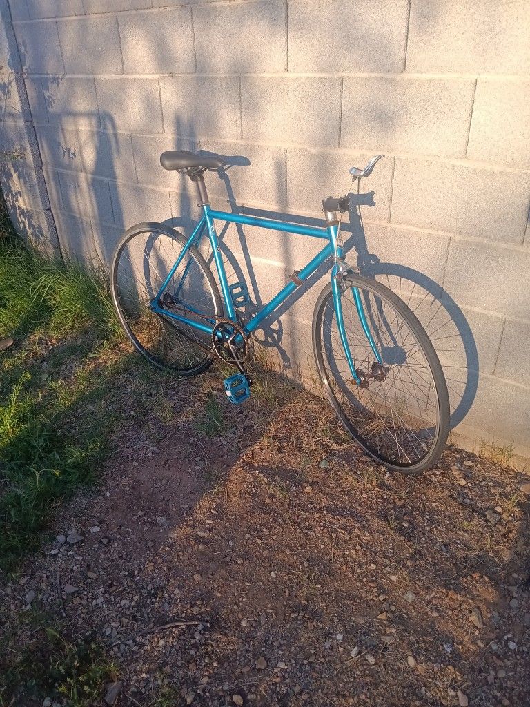 Motobecane 28" Fixie Nice Seat No Handle Bars super Lite Composite 28" As Is Lite Weight