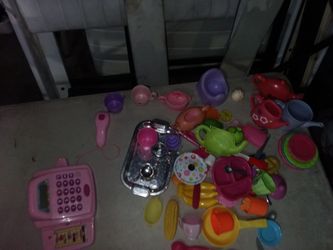 Kids KitchenAid toys.