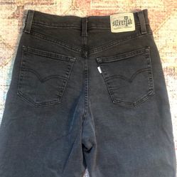 American Eagle High Rise Mom Jeans 