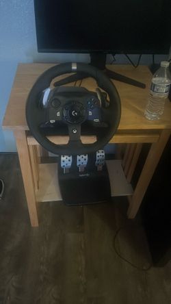 g920 logitech racing steering wheel with pedals