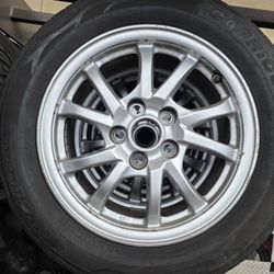 Prius regular - Wheels & Tires Set - 19x8.5 ET40- 235/35R19 Toyo - 5x100