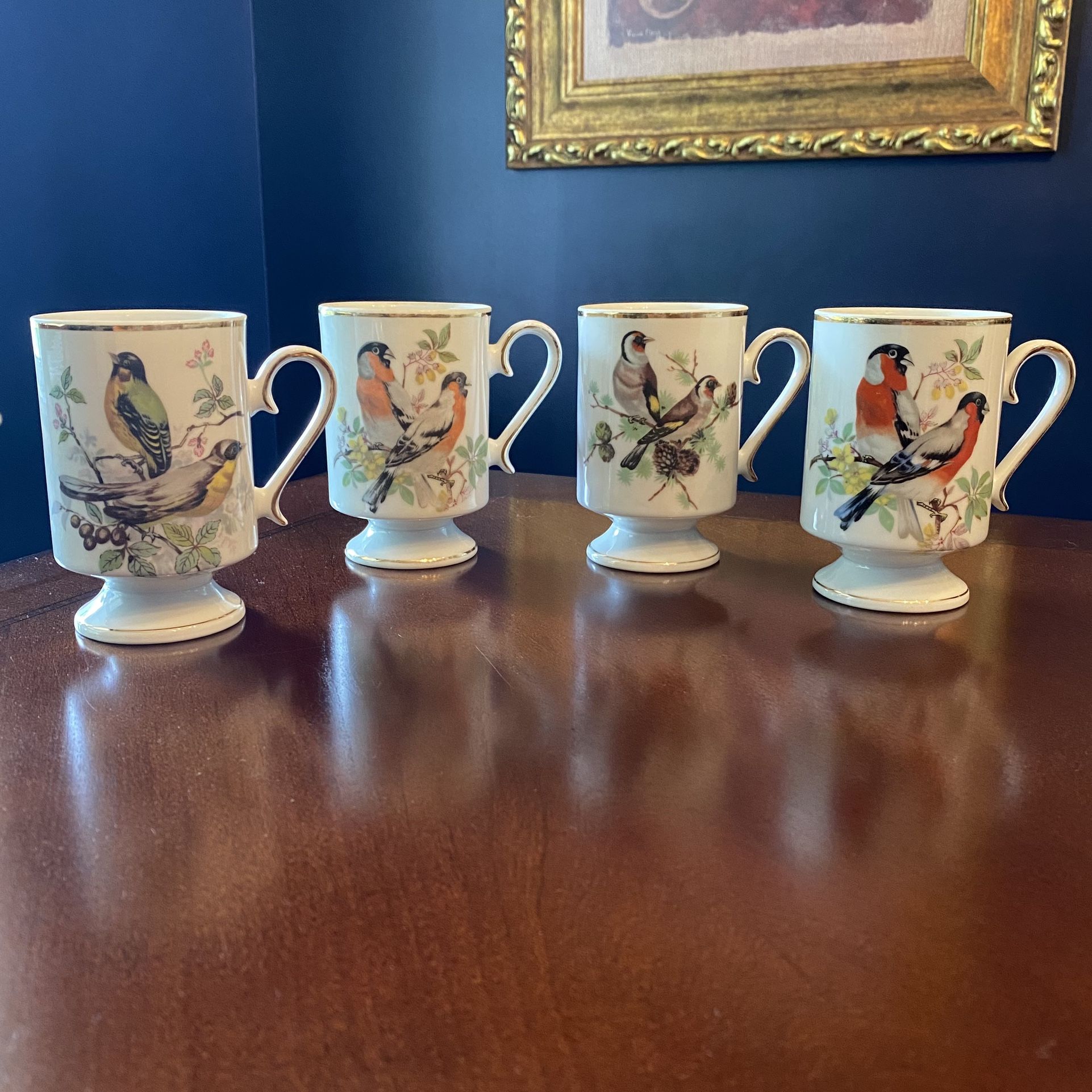 Vintage Porcelain Pedestal Gold Trim Bird Coffee Mugs/ Cups Set of 4