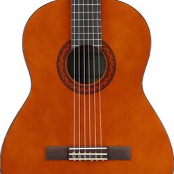 Yamaha 6 String Beginner Scale Classical Guitar, Natural Finish, Right Handed, Full Size (C40II)