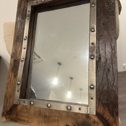 Entry Mirror
