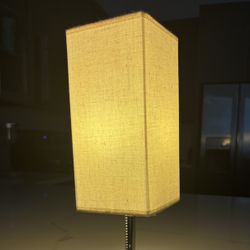 Table Lamp With USB Port