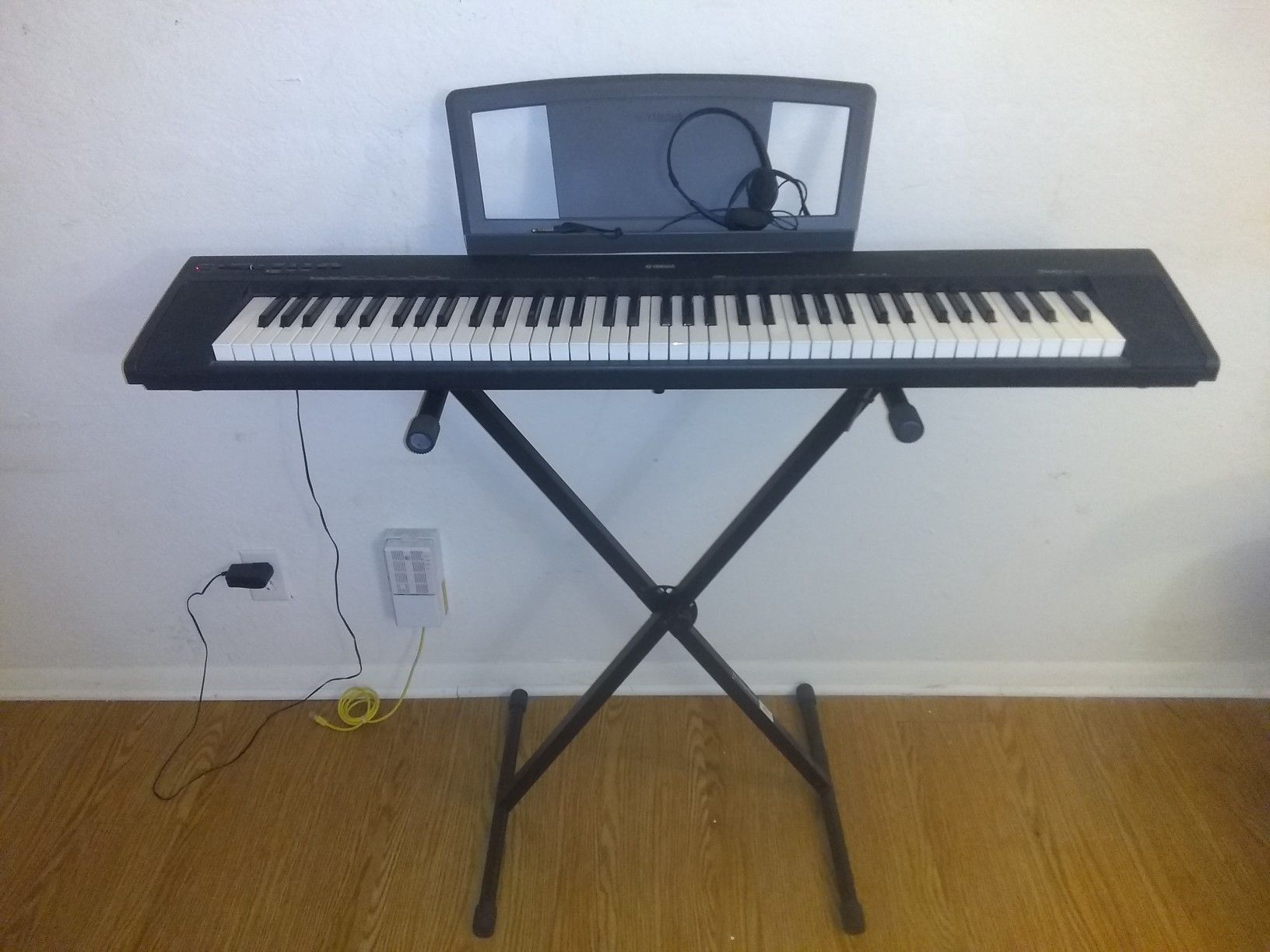 Yamaha NP 30 Portable Grand Piano