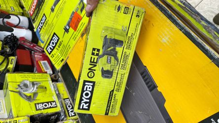 Ryobi ONE+ 18V Cordless Clamp Tool