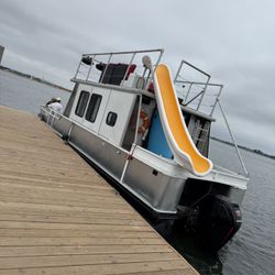 Double-Decker Pontoon Boat for Sale – $25,000