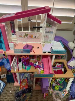 Large Barbie dollhouse
