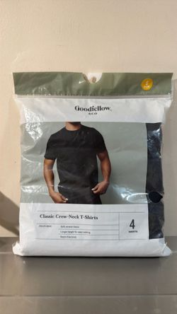 Good fellow classic Crew- Neck T  Shirt size small for men