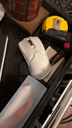 razer viper v2 with 8k dongle scroll wheel is a bit broken
