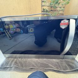 LG MVEM1825F Over The Range Microwave