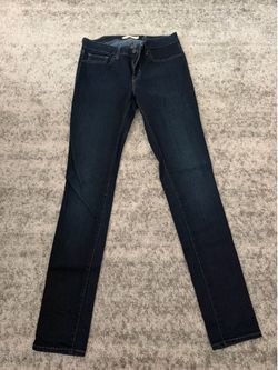 711 skinny Levi’s