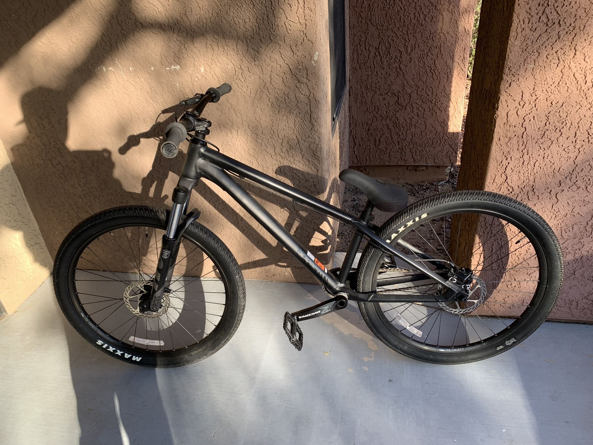 Canyon Stitched 360 DJ