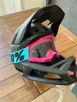 Fox full face helmet with 100% goggles