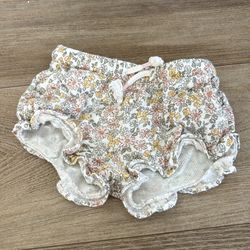 Floral shorts baby