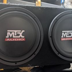 MTX 12" 400 Watt RMS Dual Loaded 1200 Watt Car Subwoofer Enclosure Audio with 