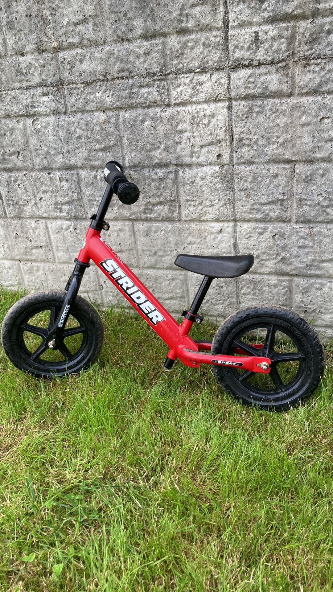 Strider Sport 12" Kids' Balance Bike