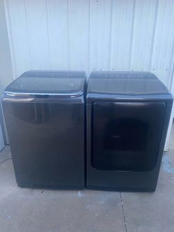 SAMSUNG WASHER AND. DRYER. SET.