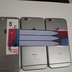 Lot of 3 Apple iPhone 6s A1688 32GB Space Gray READ DESCRIPTION unlocked/locked