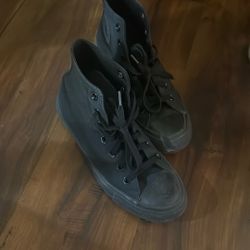 Size 5 Men Black Converse