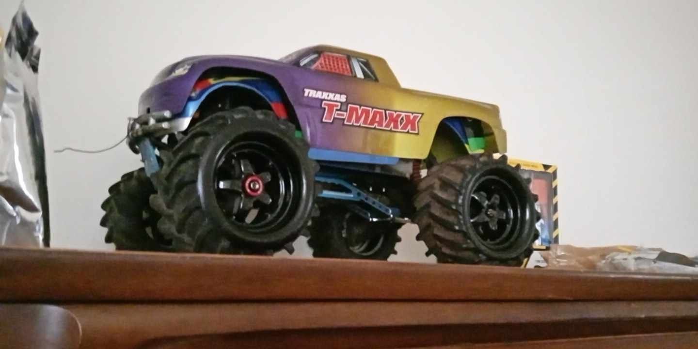 Traxxas T- Maxx