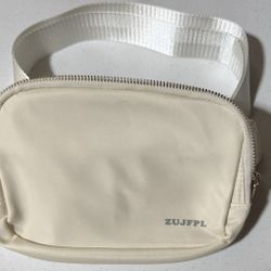 NEW Ivory Running Fanny Pack- Adjustable Waist Strap