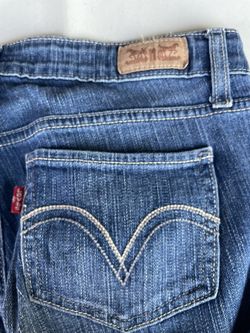 Levis