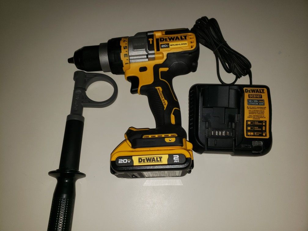 NEW  DEWALT 20- 60V BRUSHLESS FLEXVOLT HAMMER DRILL