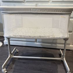 Bassinet 
