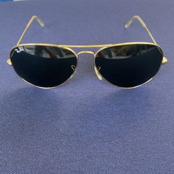 Ray-Ban Aviator Polarized Sunglasses